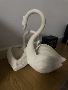 Double Swan ceramic textured table decor