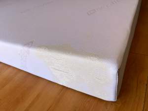 *Delivery available* Queen size memory foam mattress