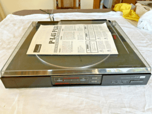 Sansui P-L45 Direct Drive Linear Tracking Turntable