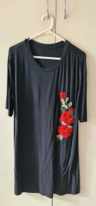 Black Tshirt Dress with Roses size 14 to 16