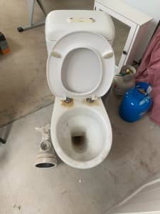 Coroma Toilet 