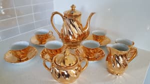 St Kilda 22ct Gold plated China coffee set