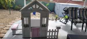 Outdoor Childrens Cubby House - Perfect Condition!