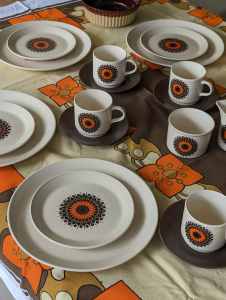 Johnson of Australian 1970s INCA tea set - cups, saucers, plates more