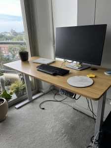 Adjustable height desk