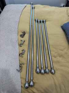 Free curtain rods