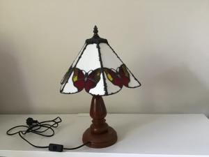 Tiffany Style Leadlight Table Lamp with Butterflies - Pick Up Ryde