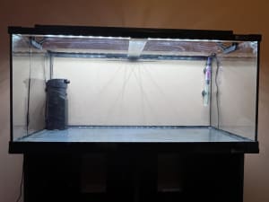 130L fish tank filter, stand and heater.