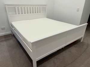 King Bedframe and Mattress - REDUCED TO SELL!!