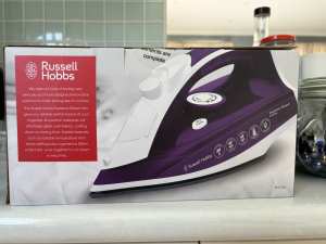IRON SUPREME STEAM BY RUSSELL HOBBS NEW IN UNOPENED BOX