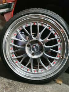 4x 114 Xxr 18 inch alloy wheels rims 215/35 tyres
