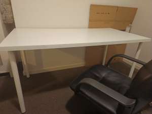 Office Computer Desk Office Table Gloss White with office chair