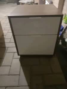 IKEA BEDSIDE TABLE EXCELLENT CONDITION