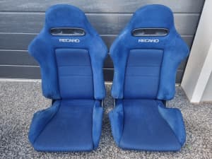 FS: Honda Integra Type R Blue Recaro Seats / DC5R / EK9 / DC2R