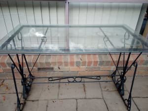Glass top/wrought iron base table 