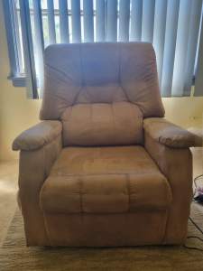 Sit to stand recliner 