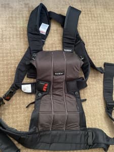 [SOLD] BABY BJORN WE Baby Carrier 3-way up-to 3 years
