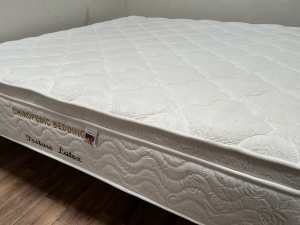 King medium soft pillow top Mattress (mattress only) 