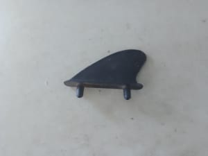 FINS AND SCREW PLUGS FOR SOFTSURFBOARDS