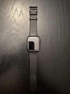 Apple Watch Series 7 - Hermes Space Black 45mm
