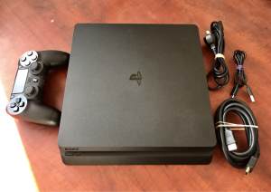 Sony Ps4 Slim BLACK 1TB Console & GAMES. Great Condition $179