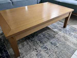Coffee table and 2 side table