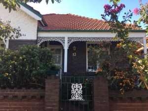 Rent 3Bed FullyFurnished House Leichhardt - Four Weeks from April 7th