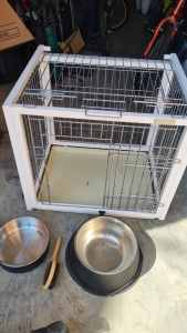 Dog Crate for Puppies or Small Dog with 3 bowls and a brush