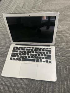 Macbook Air (13-inch, Early 2015) - no charger