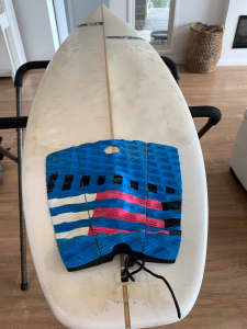 Surfboard JS 6 6