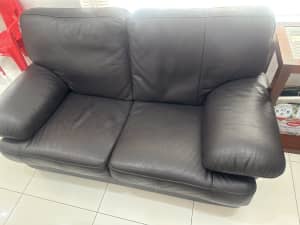 3 2 1 set Sofa for sale 