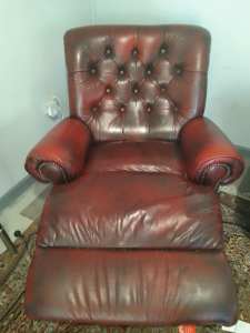 2 CHESTERFIELD RECLINING CHAIRS. 
