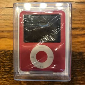 iPod nano (3rd Gen) BNIB red