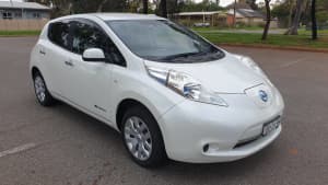 MY2016 Nissan Leaf 24S excellent condition!
