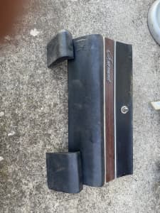 Ford XW Fairmont glovebox lid with padding