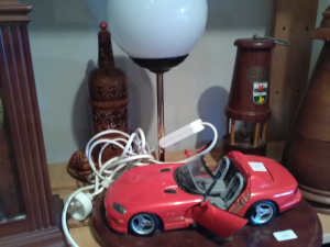 classic car model table lamp