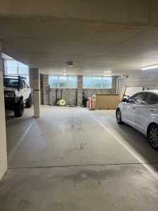 Car Parking for rent in Springhill
