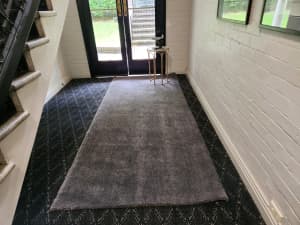 BNWOT plush charcoal grey/gray wool velvet-feel rug/runner,129x307x2cm