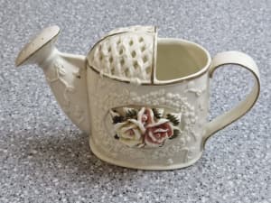 Collectible Vintage Cream Porcelain Lattice Watering Can 23cm High
