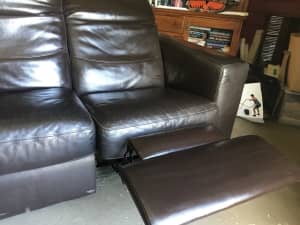 Leather Recliner Lounge
