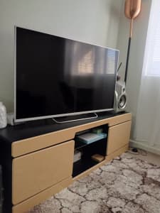 TV unit, in condition 