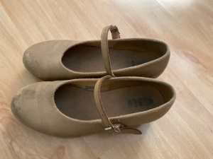 Bloch Tap Shoes Kids Size 13.5 or size 5