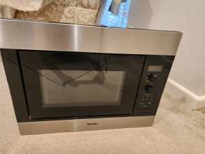 Miele microwave oven built in