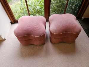 Foot stools, ottomans, poofs