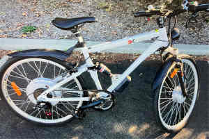 Electric Bike like new condition 
