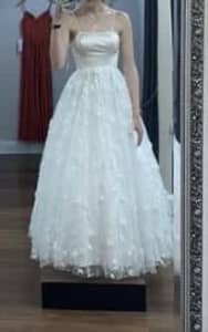 Gorgeous Deb debutante ball dress ~ size 6-10 ~ worn once