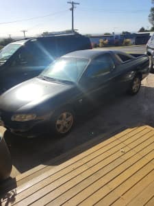 2001 HOLDEN COMMODORE sold