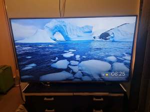 LG Smart LED LCD TV 151cm with chromecast thrown in
