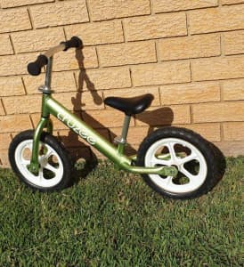 cruzee balance bike second hand