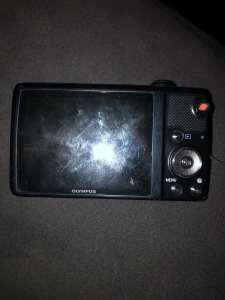 Olympus vr-350 point and shoot camera quick sale cash only